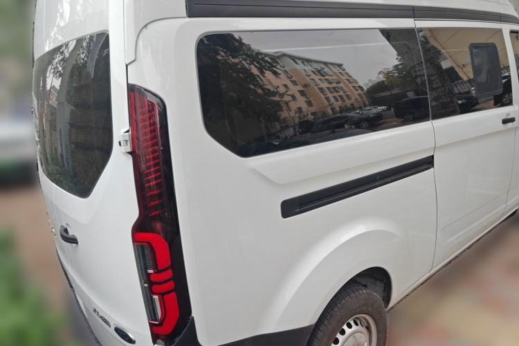 Used Ford Transit 2023 2.0T Gasoline Manual-Transmission Multi-Purpose Commercial Vehicle Mid-Drive Mid-Roof 5/6 Seats Rear Right 45 Deg