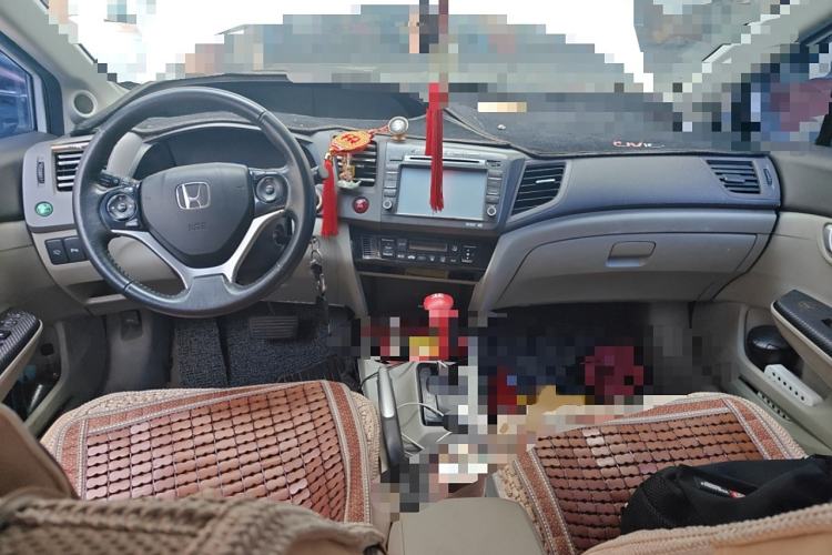 Used Honda Civic 2013 10th Anniversary 1.8L Automatic Luxury Edition Interior 2