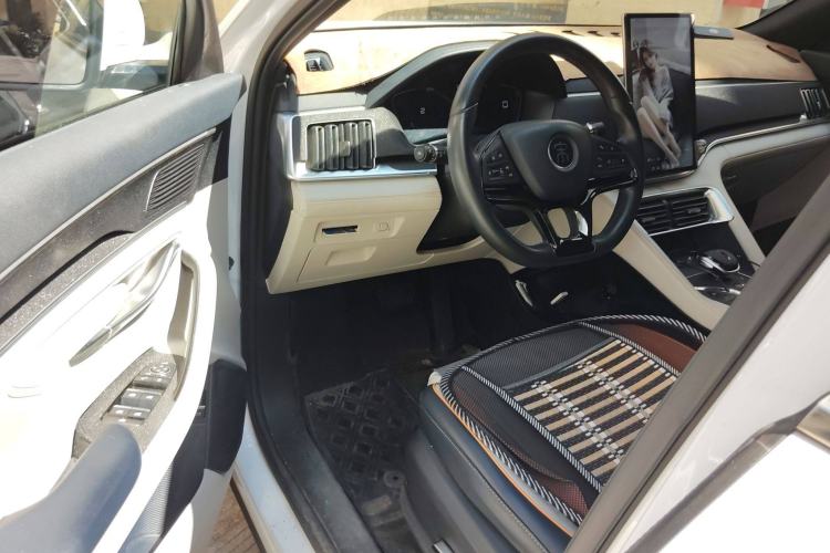 Used BYD Song PLUS New Energy 2021 DM-i 110KM Flagship Model
