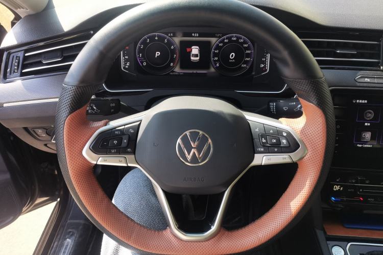 Used Volkswagen Magotan 2020 380TSI DSG Luxury Version Steering Wheel