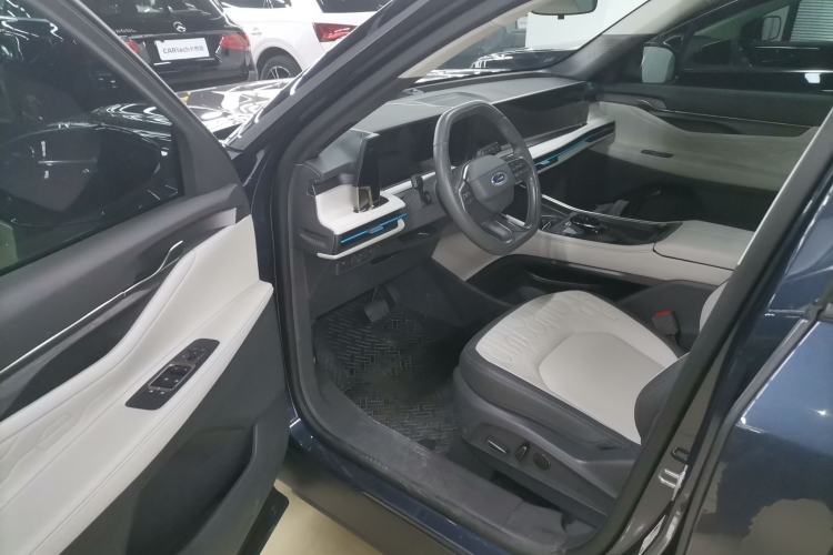 Used Ford Edge 2023 Ford Explorer L 2.0T EcoBoost Two-Wheel Drive 7-Seater Luxury Model