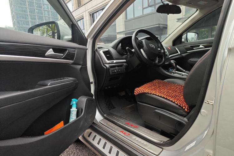 Used Dongfeng Aeolus AX7 2016 2.0L Automatic Zhiyi Trim Driver Seat