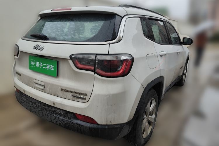 Used Jeep Compass 2017 200T Automatic Family Edition
