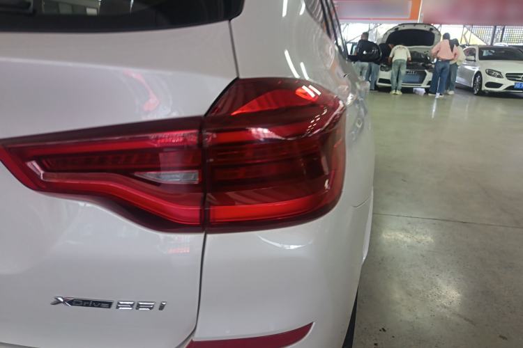 Used BMW X3 2018 xDrive25i M Sport Package China V