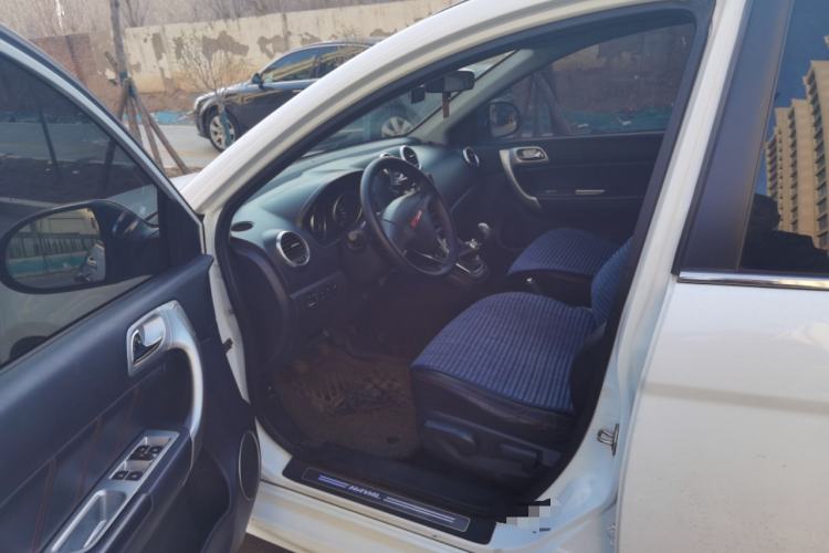 Used Haval H6 2013 Upgraded Model 1.5T Manual Two-Wheel Drive Urban Version