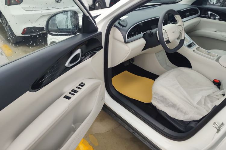 Used Geely Galaxy Geome 2026 Model 310km Youth Edition
