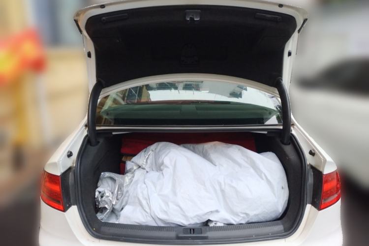 Used Audi A4L 2012 2.0 TFSI automatic standard version