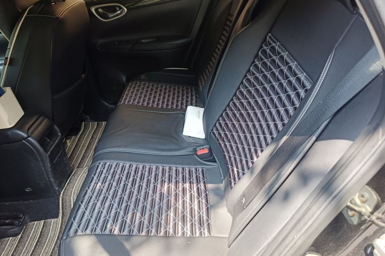 Used Nissan Sylphy 2019 1.6XV CVT Smart Connect Luxury Edition China V Standard Left Rear Seat