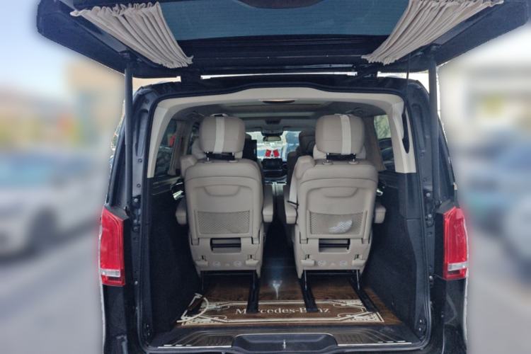 Used Mercedes-Benz V-Class 2021 V 260 Avantgarde Edition
