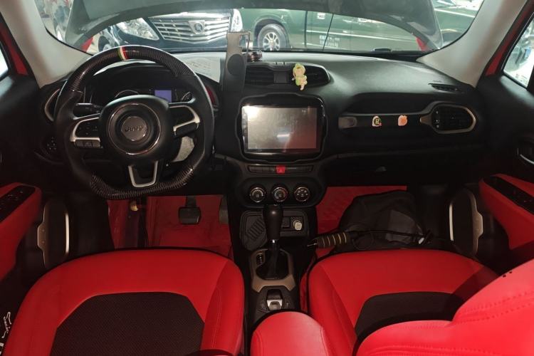 Used Jeep Renegade 2017 180T Automatic High-Energy Version
