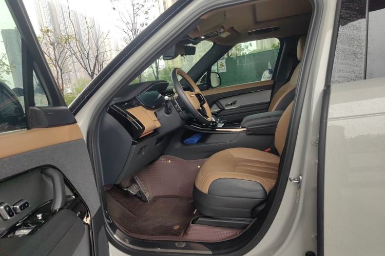 Used Land Rover Range Rover Sport 2023 400PS Dynamic SE
