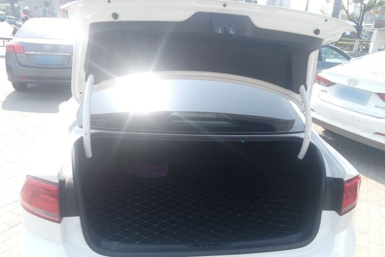 Used Volkswagen Lamando 2018 230TSI DSG Fashion Edition
