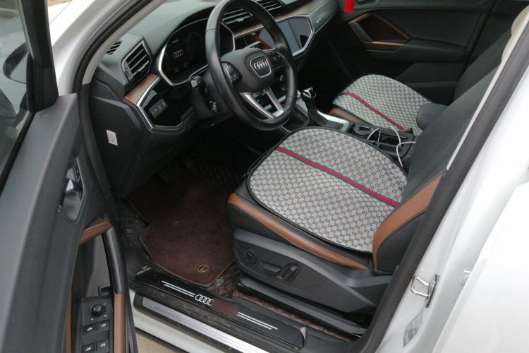 Used Audi Q3 2022 35 TFSI Fashionable and Elegant Model
