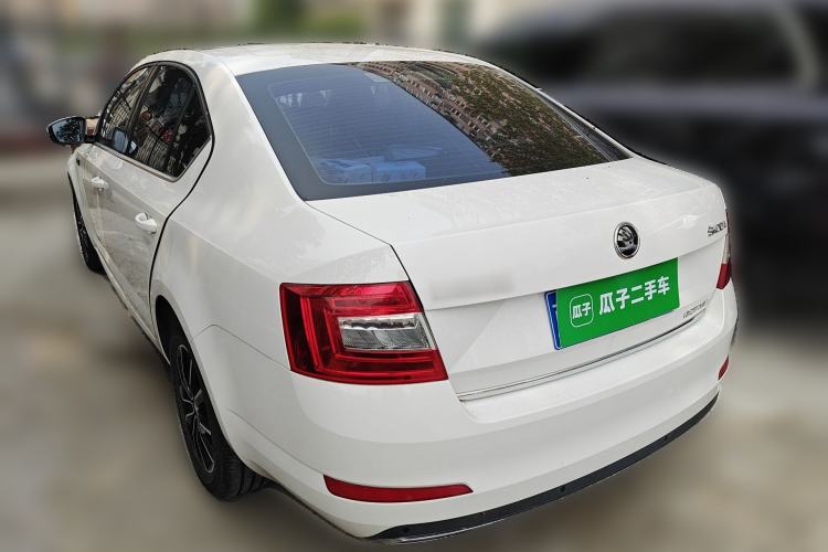 Used Skoda Octavia 2016 1.6L Manual Smart Drive Version