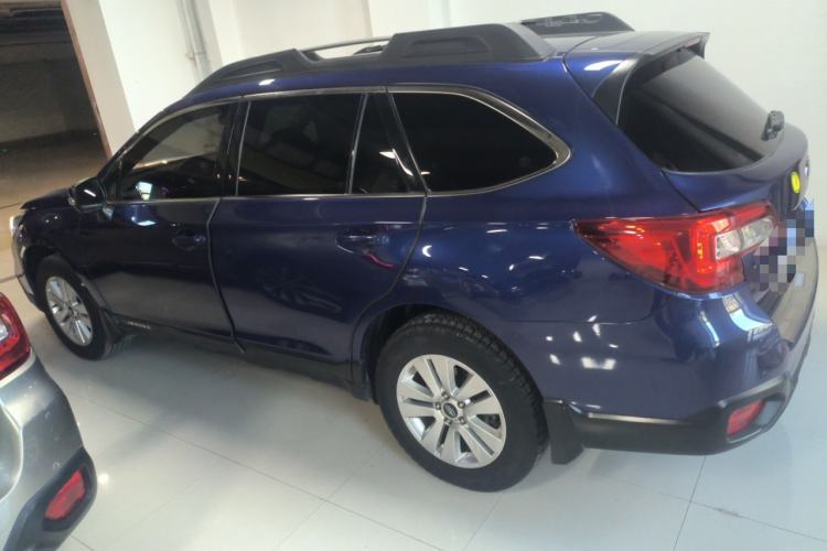 Used Subaru Outback 2017 2.5i Luxury Navigation Edition with EyeSight
