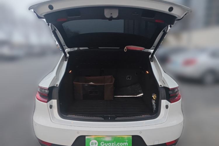 Used Porsche Macan 2017 Macan 2.0T Trunk