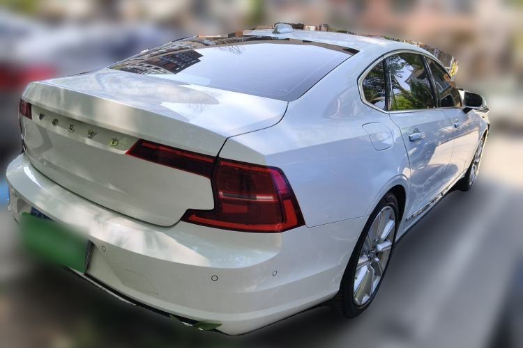 Used Volvo S90 2017 T5 Smart Luxury Edition