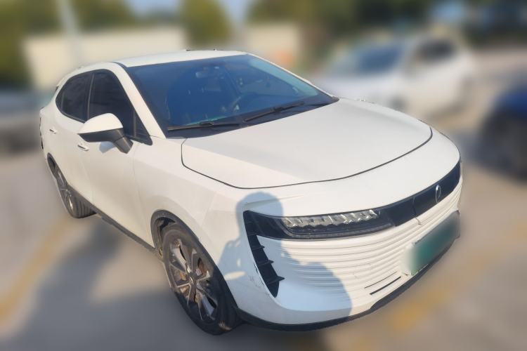 Used ORA iQ 2018 High-Range Version Smart Connectivity Model
