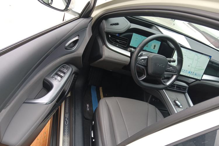 Used BYD Seal 07 DM-i 2025 Intelligent Driving Version DM-i 1.5L 125 km Prestige Edition Driver Seat