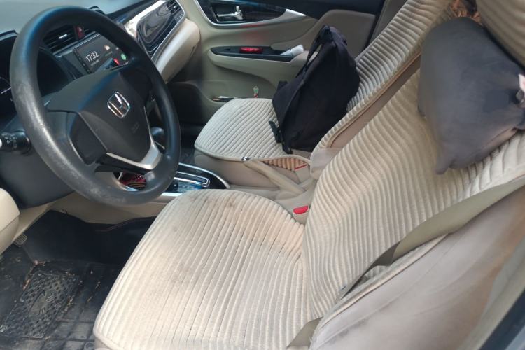 Used Honda Crider 2013 1.8L automatic comfort version
