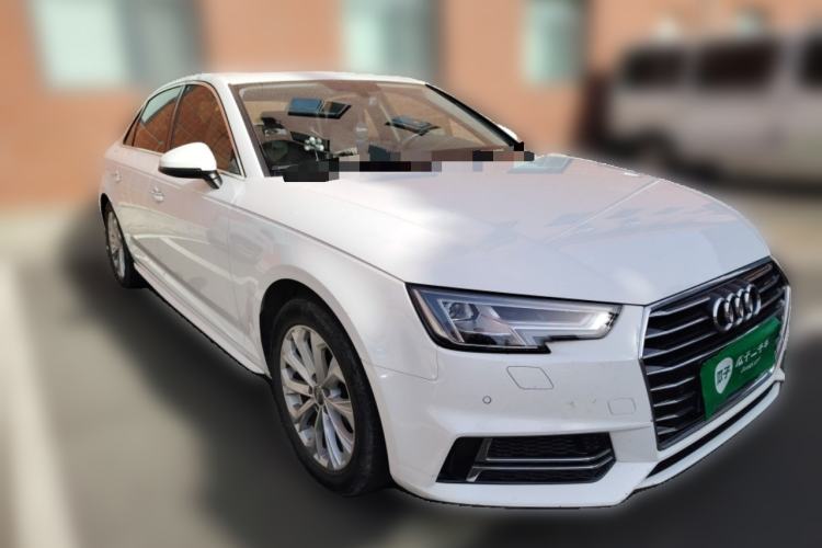 Used Audi A4L 2019 40 TFSI Ambition China VI Front Right 45 Deg