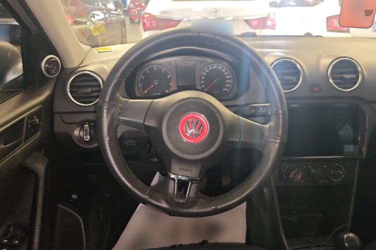 Used Volkswagen Jetta 2015 Value Edition 1.6L Manual Fashionable Style