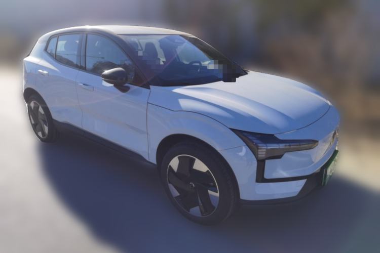 Used Volvo EX30 2025 Rear-Drive Long-Range Plus Model