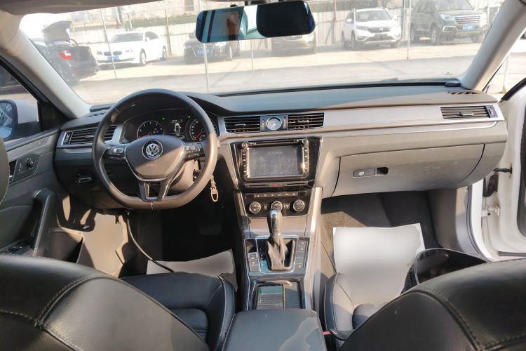Used Volkswagen Passat 2016 330TSI DSG Luxury Edition