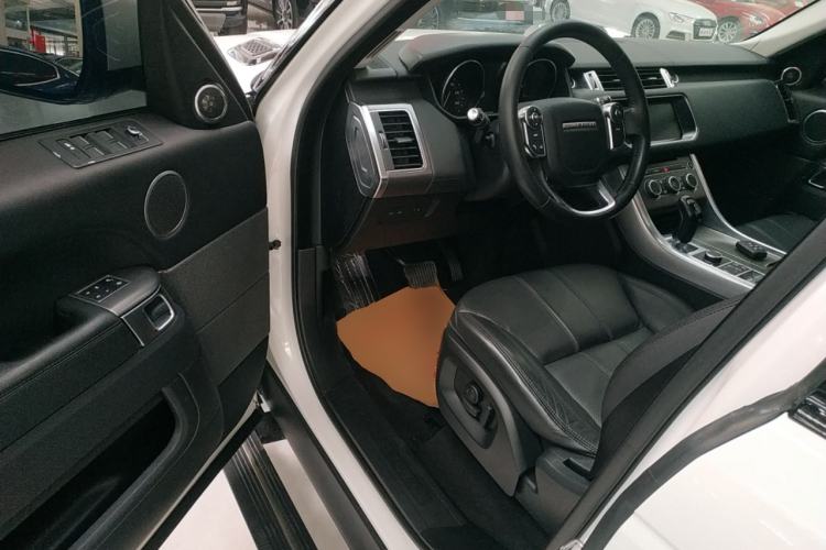 Used Land Rover Range Rover Sport 2017 3.0 SC V6 SE
