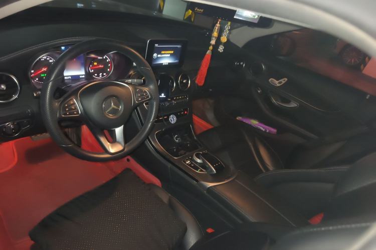 Used Mercedes-Benz C-Class 2017 C 180 L Sport Edition Center Console