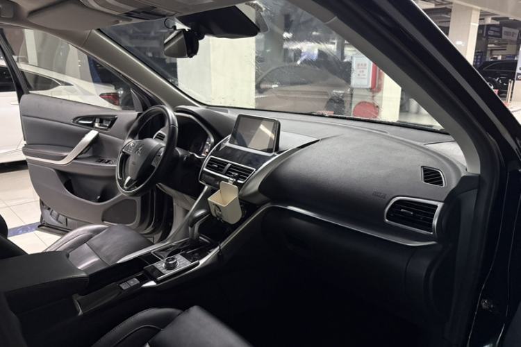 Used Mitsubishi Eclipse Cross 2018 1.5T CVT Two-Wheel Drive Belief Edition
