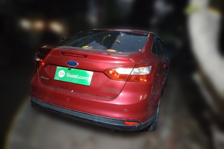 Used Ford Focus 2012 Sedan 1.6L Automatic Fashion Edition
