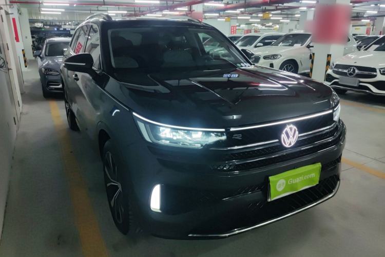 Used Volkswagen Tavendor 2023 380TSI Four-Wheel Drive R-Line First Edition Front Right 45 Deg