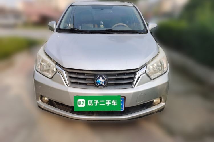 Used Venucia D50 2012 1.6L Automatic Prestige Edition
