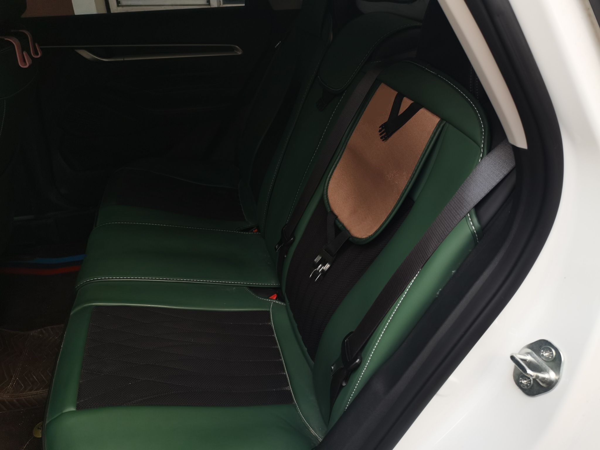 Geely Auto Emgrand 2026 Model 4th Generation 4 Millionth Anniversary Edition 1.5L CVT Overdrive Edition — снимка 17