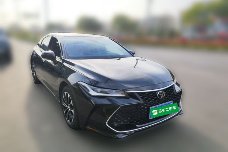 Used Toyota Avalon 2023 2.5L Luxury Edition Front Right 45 Deg