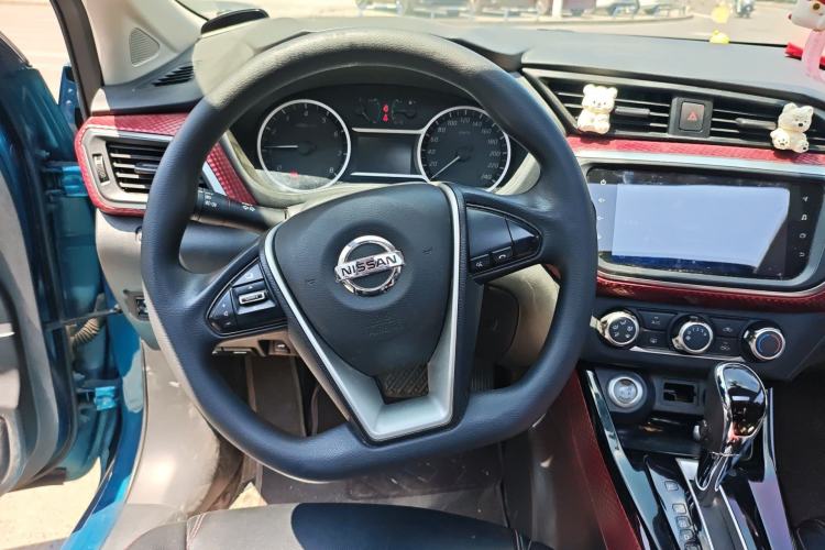 Used Nissan Lannia 2019 1.6L CVT Smart Connect Smart Cool Version China V Standard Steering Wheel