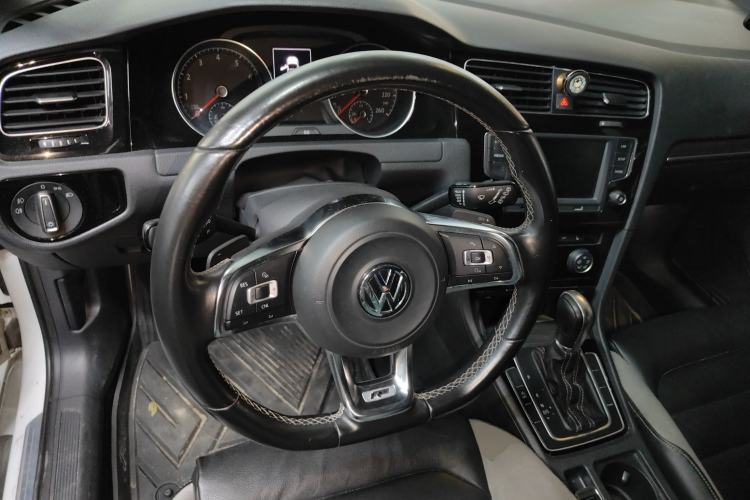 Used Volkswagen Golf 2016 1.4TSI Automatic R-Line