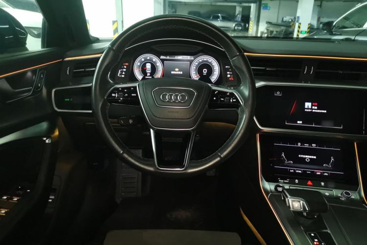 Used Audi A6L 2023 40 TFSI Luxury Dynamic Model Steering Wheel