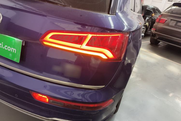Used Audi Q5L 2018 45 TFSI Prestige Fashion Edition China V Emission Standard Right Rear Taillight