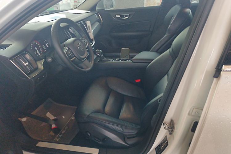 Used Volvo S60 2020 T4 Zhiyi Luxury Edition