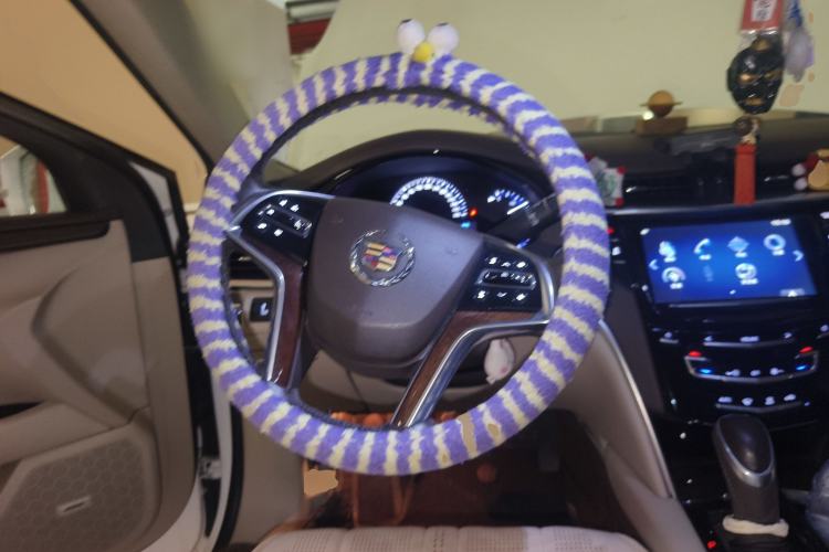 Used Cadillac XTS 2013 28T Comfort Model