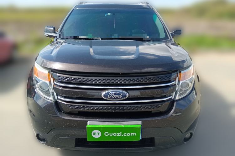 Used Ford Explorer 2013 3.5L Deluxe Model
