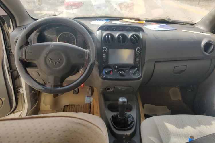 Used Wuling Hongguang 2014 1.5L Base Version