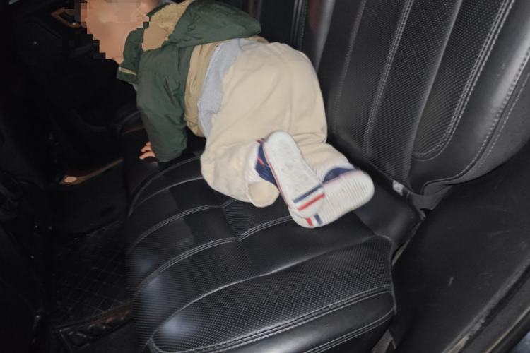 Used Land Rover Range Sport 2012 5.0 NA V8 HSE Left Rear Seat