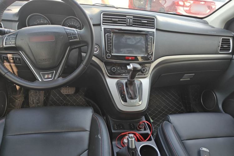 Used Haval H6 2015 Sport Edition 1.5T Automatic Two-Wheel Drive Luxury Model Center Console