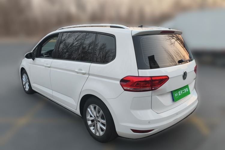 Used Volkswagen Touran 2016 Volkswagen Touran L 280TSI DSG Comfort Edition Rear Left 45 Deg