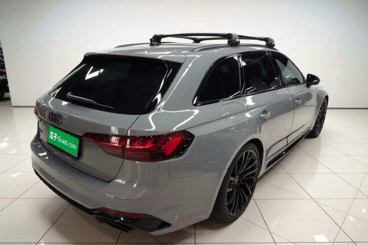 Used Audi RS 4 2022 RS4 Avant Obsidian Edition
