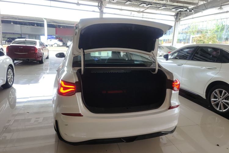 Used Chevrolet Monza 2024 1.5L Dual-Clutch Enjoyment Edition Trunk