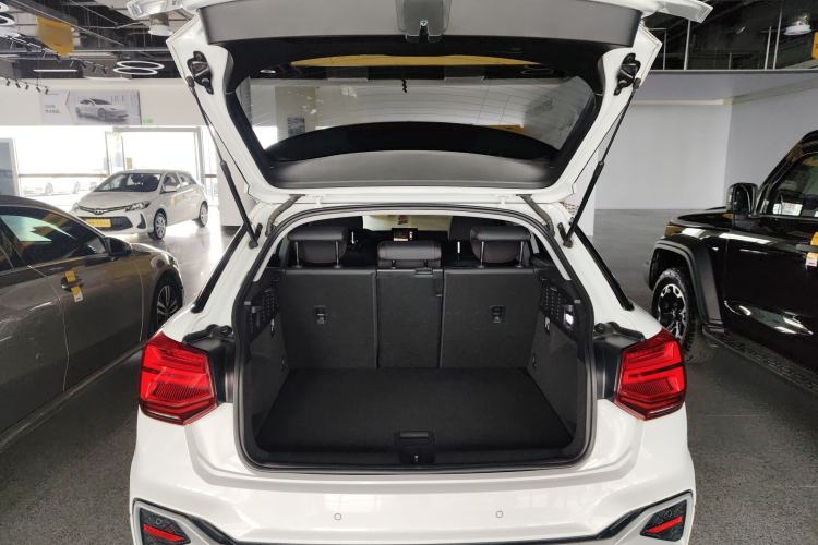 Used Audi Q2L 2022 35 TFSI Progressive Dynamic Edition
